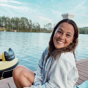 Meet your Posher, Haley